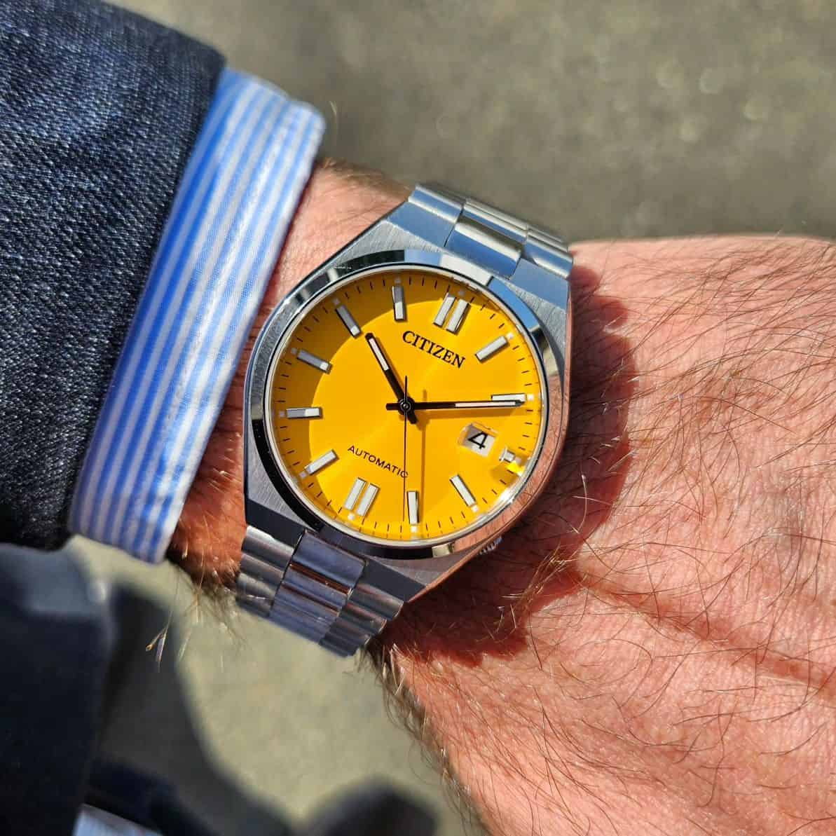 wearing an automatic watch by citizen