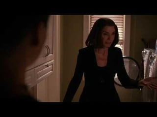 The-Good-Wife-7x13-Alicia-Breaks-Down-One-of-the.jpeg